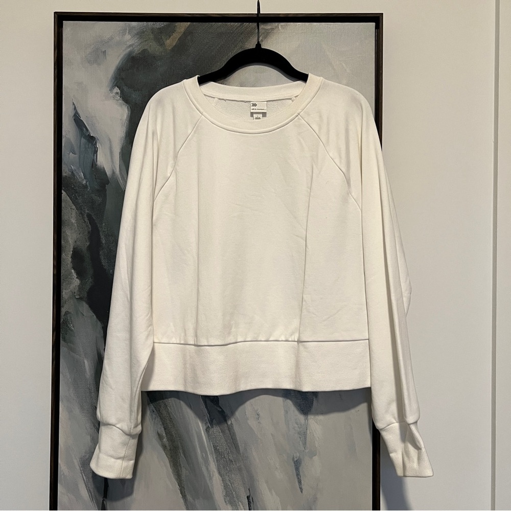 All in motion white long sleeve crew neck sweatshirt L